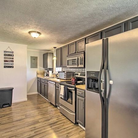 Dog-Friendly Fayetteville Home With Hot Tub! Экстерьер фото