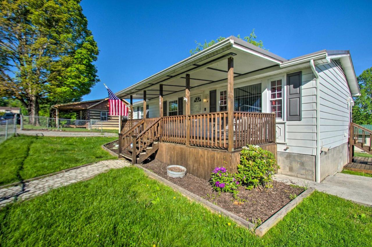 Dog-Friendly Fayetteville Home With Hot Tub! Экстерьер фото